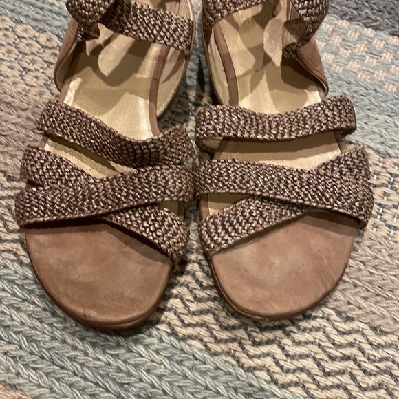 Stuart Weitzman Sandals - Picture 2 of 6